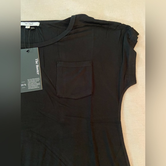 NWT The Roster Find Beauty S/S T-shirt - Picture 2 of 6